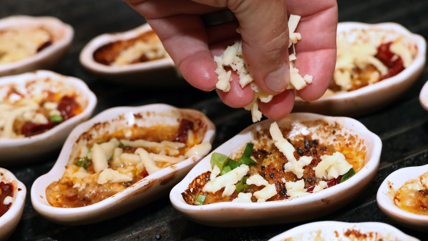 Ceramic oyster shells cookware set (12 shells)